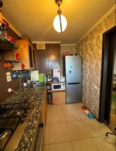 Продам 3-ком квартиру в 5 мкр