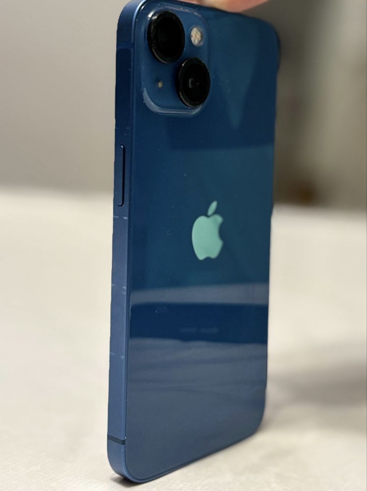 Продаю     iphone   13 в хорошем состояний