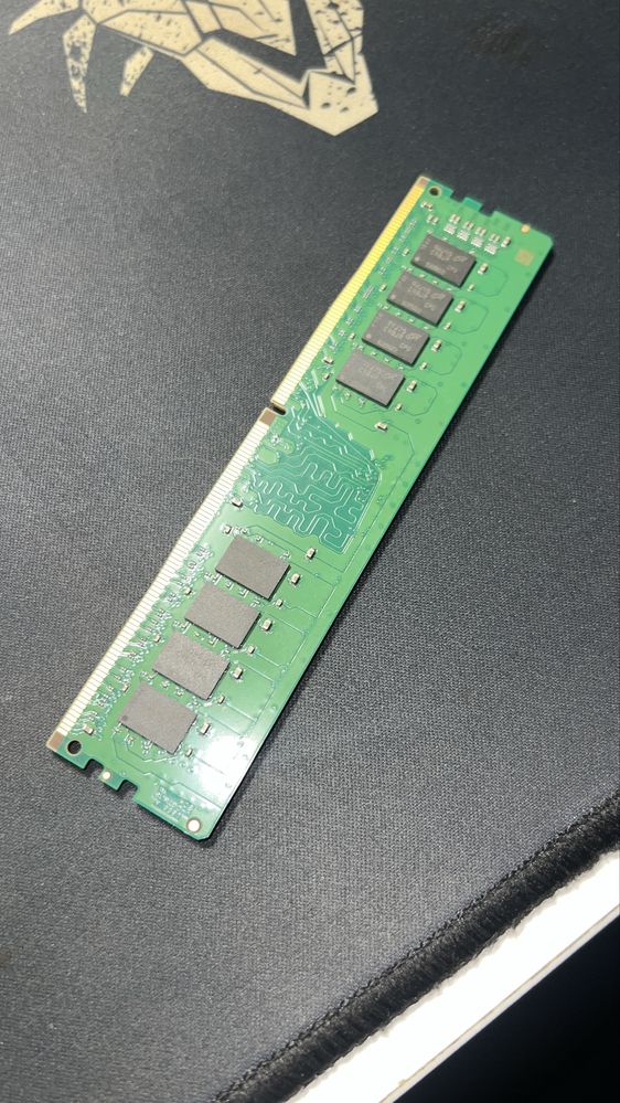 Оперативная память DDR4 16gb.