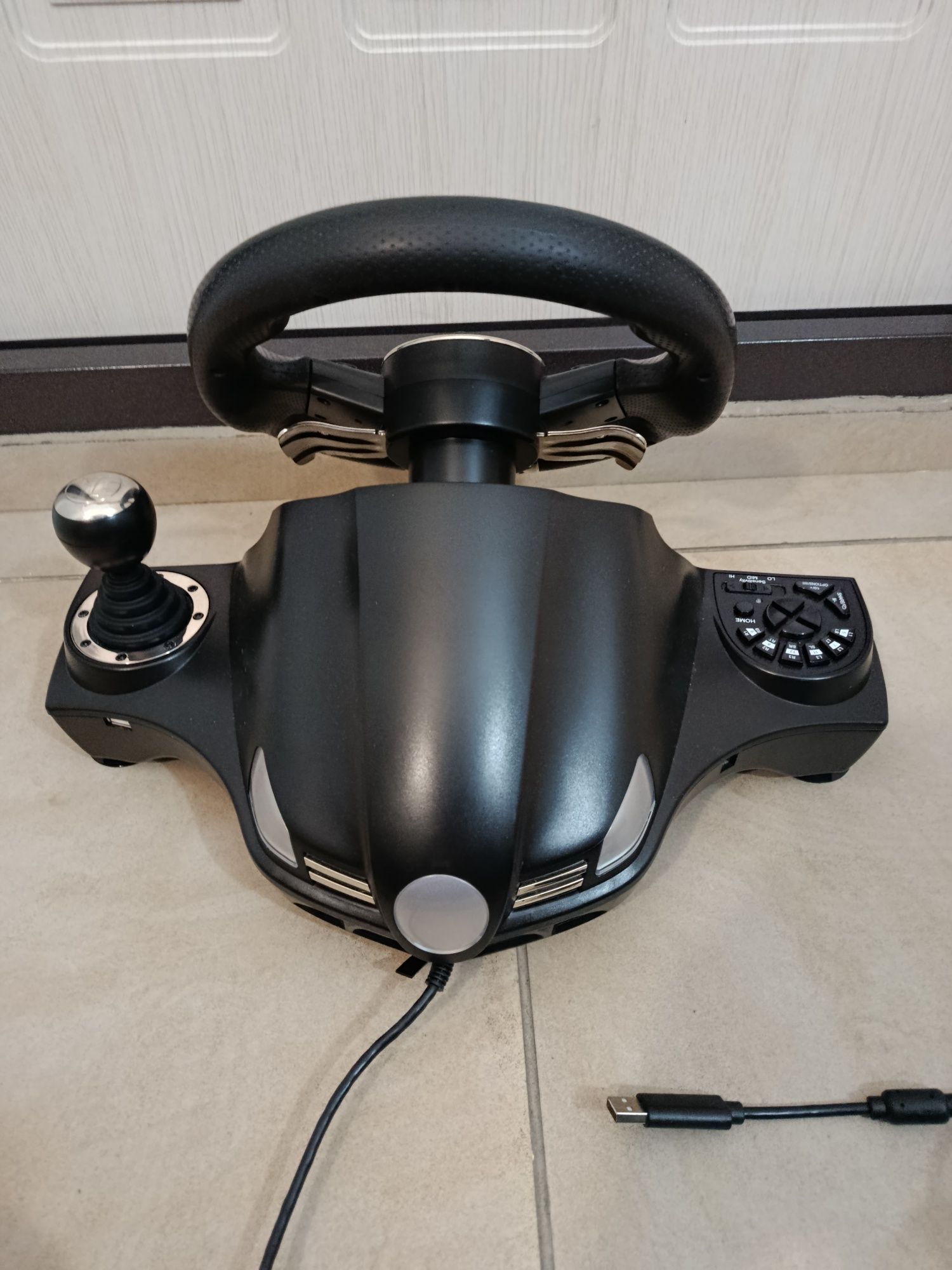 Руль игровой DEXP