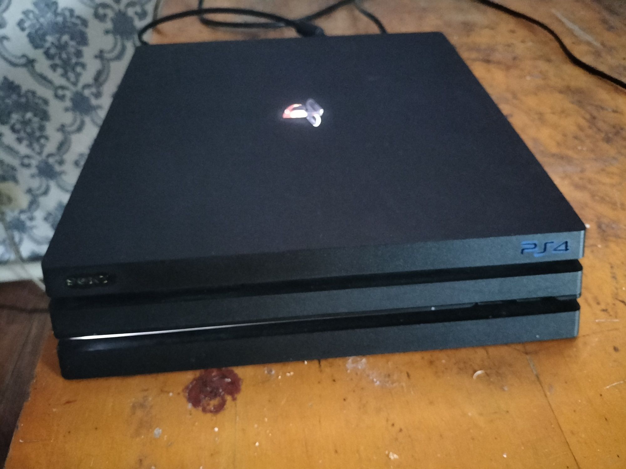 Ps4pro с играми без торга
