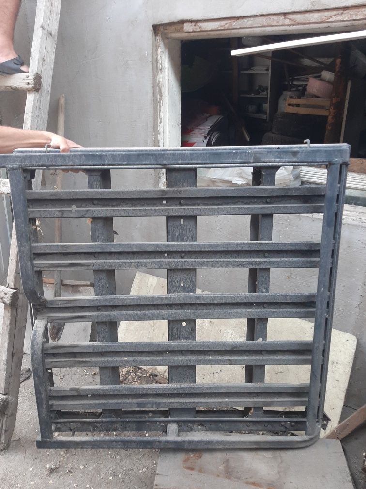 Продам для пикапа верху машины