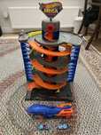 Hot wheels парковка