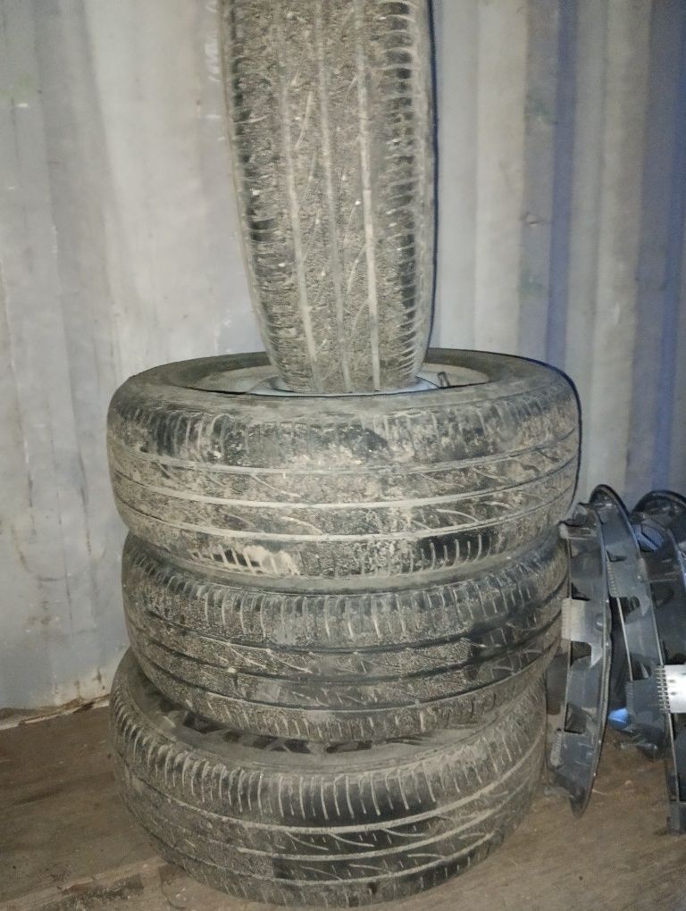 Продам резину с дисками