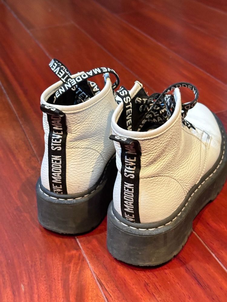 Продам демисезонную обувь от Steve Madden