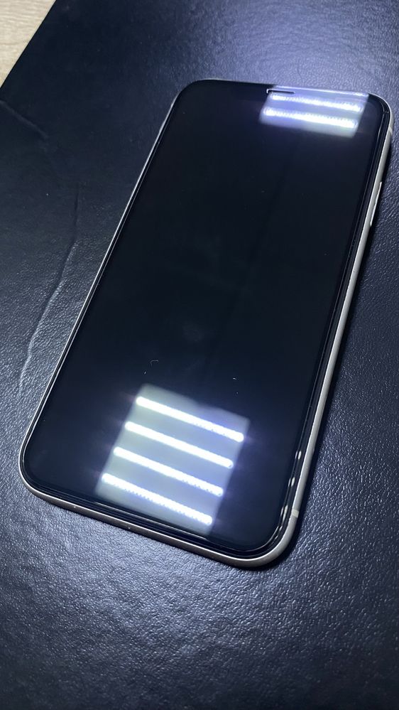 Iphone  11 б/у ………….