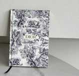 В наличии блокнот Dior
