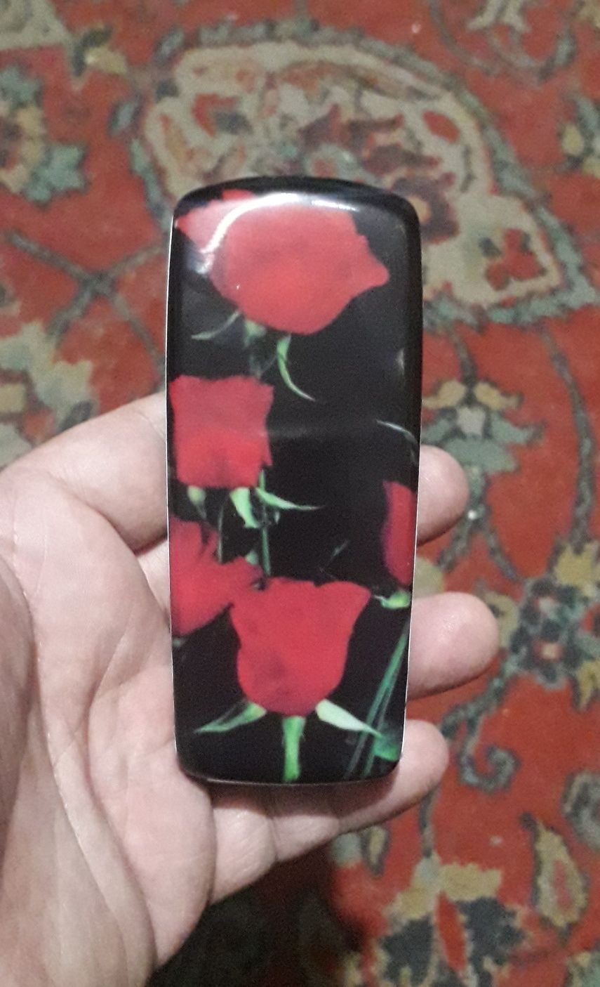 Сотовые телефоны