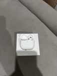 Airpods 4, с активным шумоподавлением