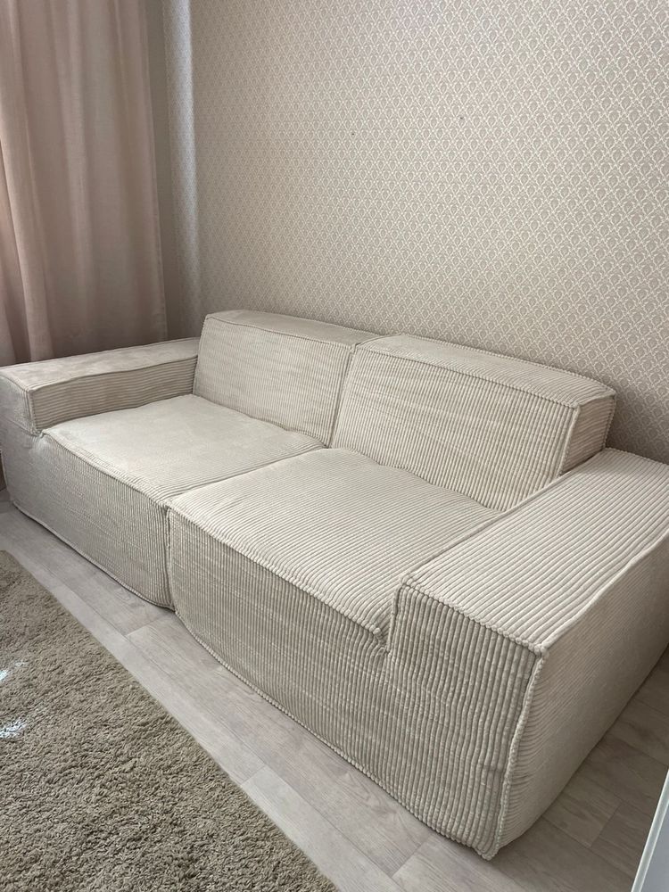 Диван безкаркасный