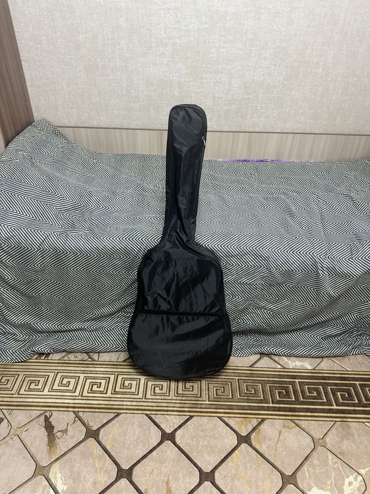 Продается гитара ямаха