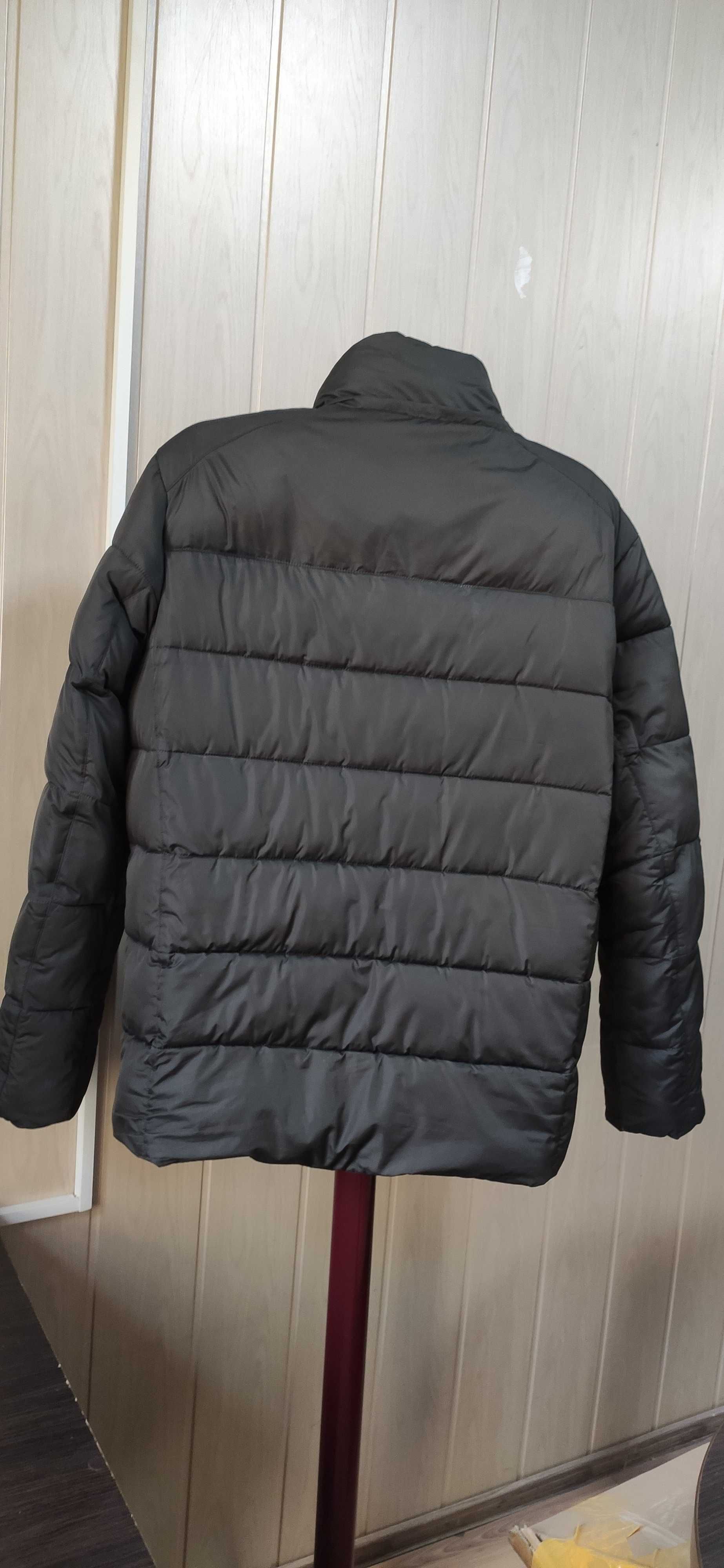 Продам зимнюю куртку BLACK VINIL