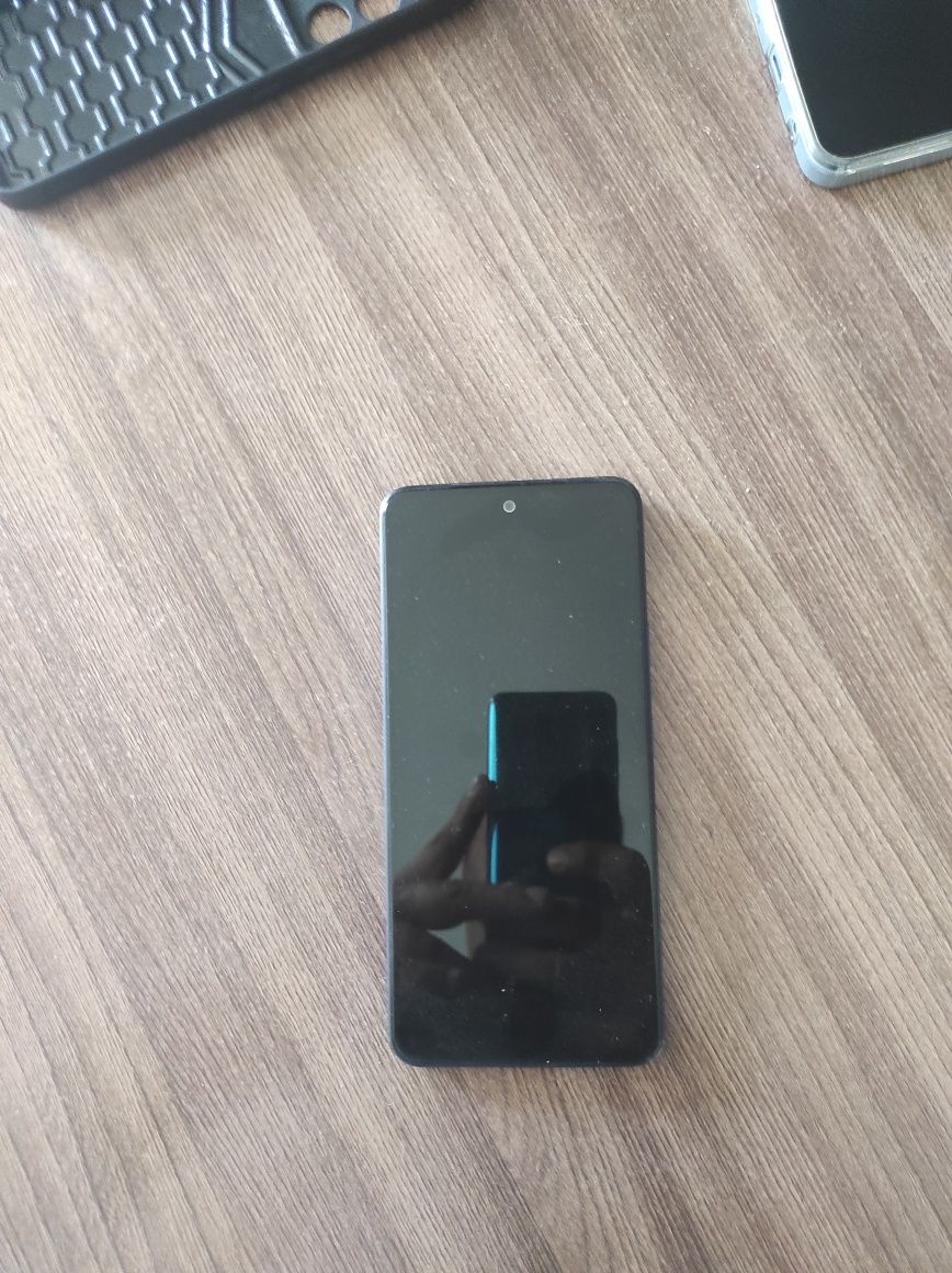 Vivo y100 и редми А5