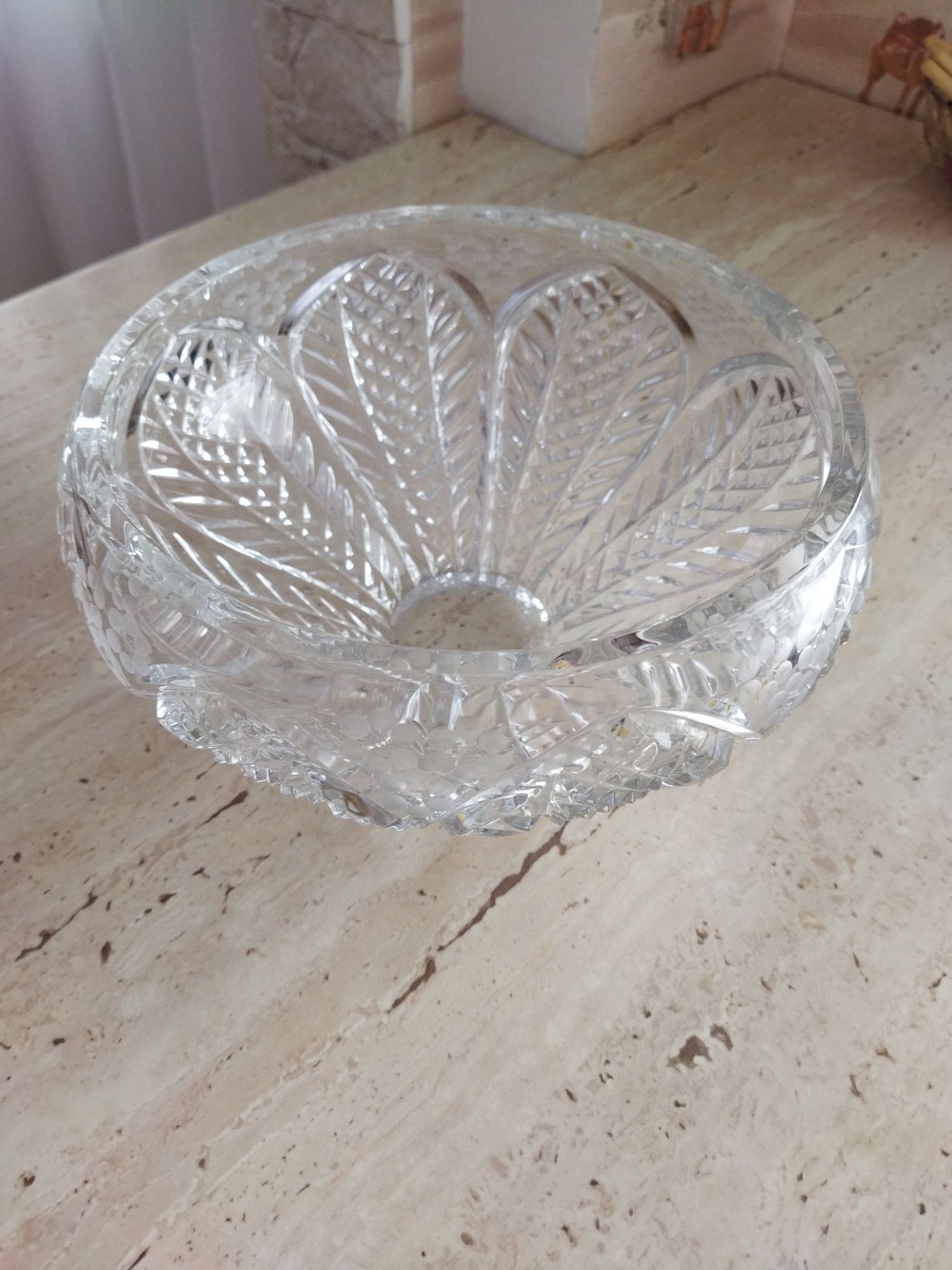 Продам хрустальные салатницы, конфетницы