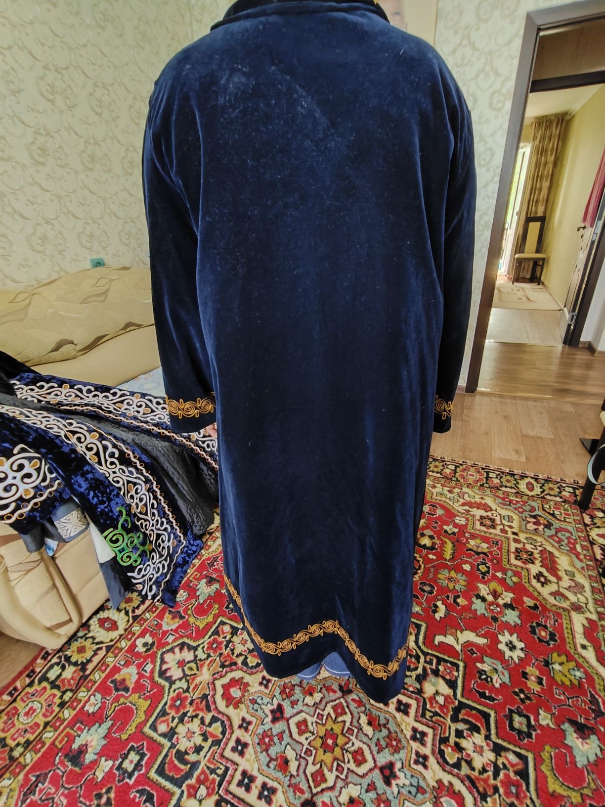 Продам чапан. Несколько штук.