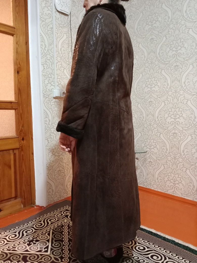 Натуральный норка жагалы натуральная дубленка сатамын. Размер 46-48.