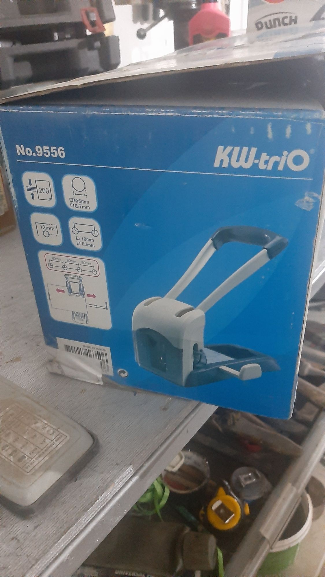 Дырокол KW-rtio 9556