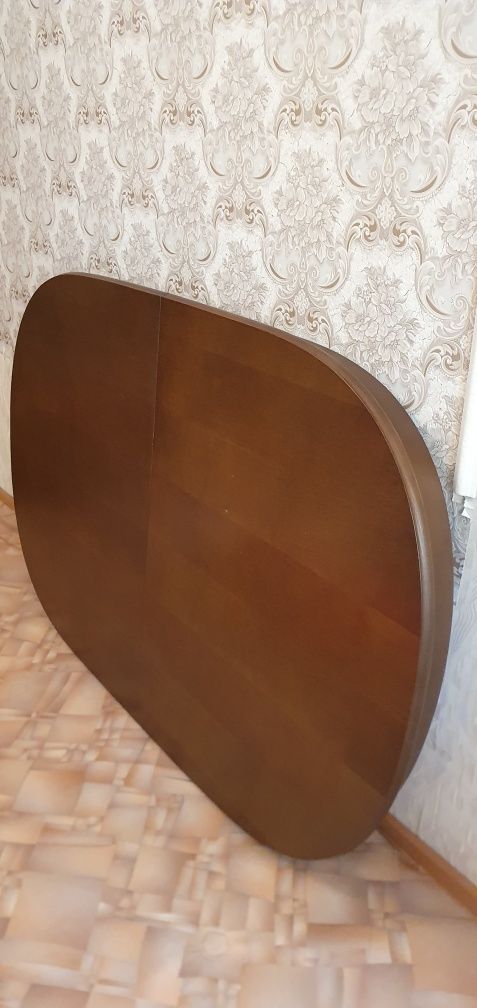 Продам обеденный комплект.