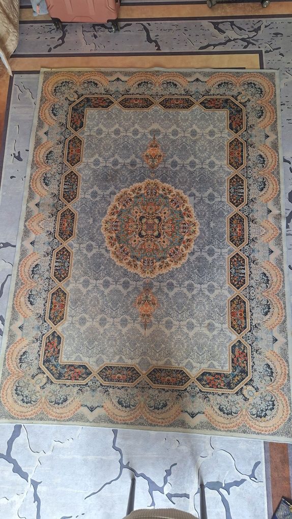 Продам Ковёр б/у 3*4