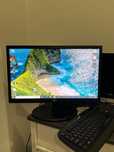 Монитор lg19 +подарок переходник vga на hdmi