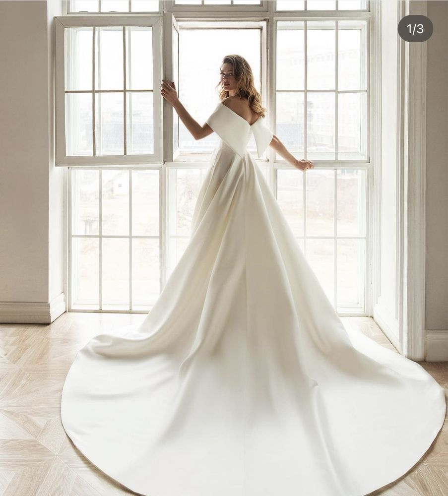 Свадебное платье White Swan