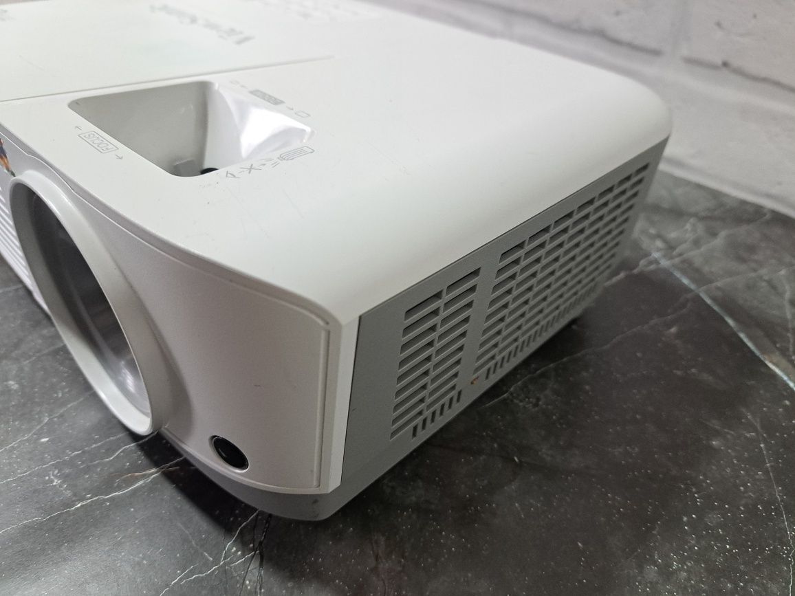 Продам проектор ViewSonic PA503S (идеал)