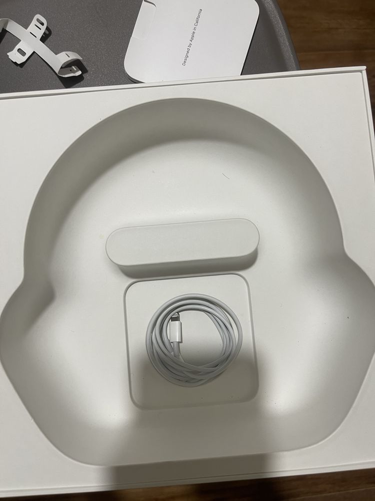 Оригинальный Air Pods Max новый черном цвете.СРОЧНО!!!