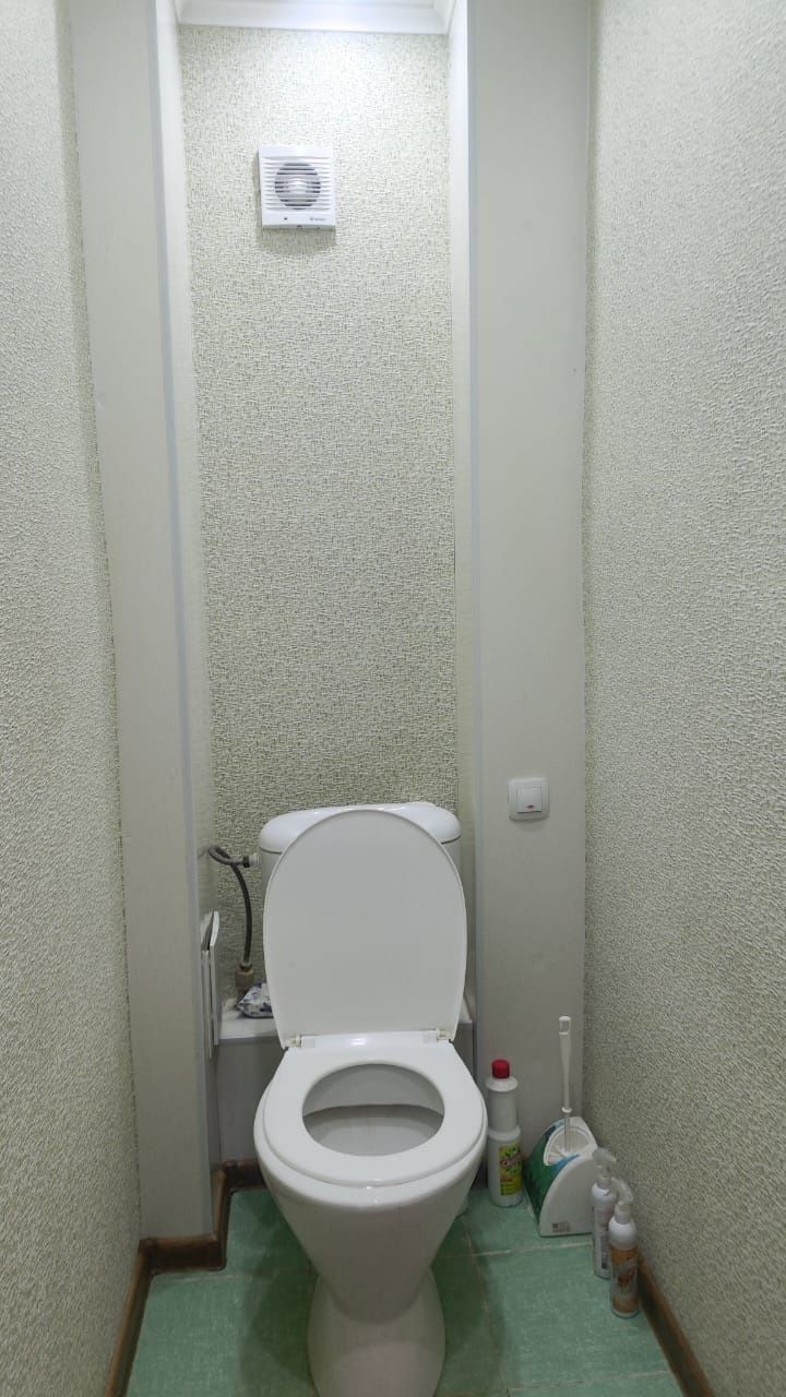 Продается 2-х комнатная, Амангельды 1