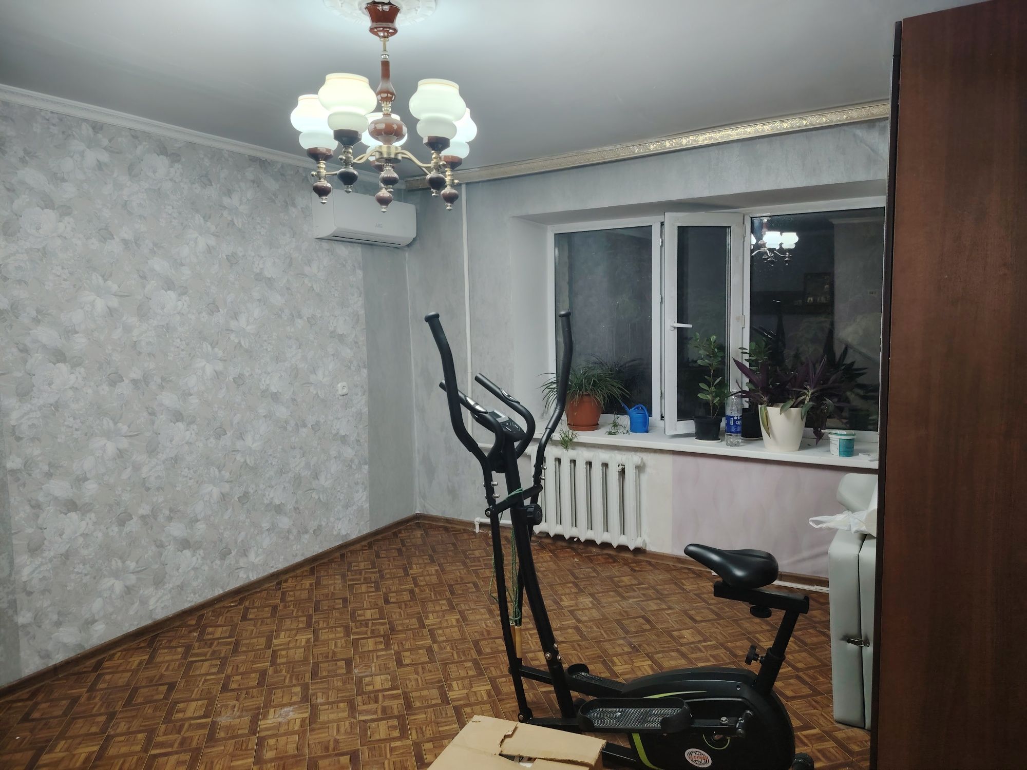 Продам квартиру на макаренко в хорошем состоянии