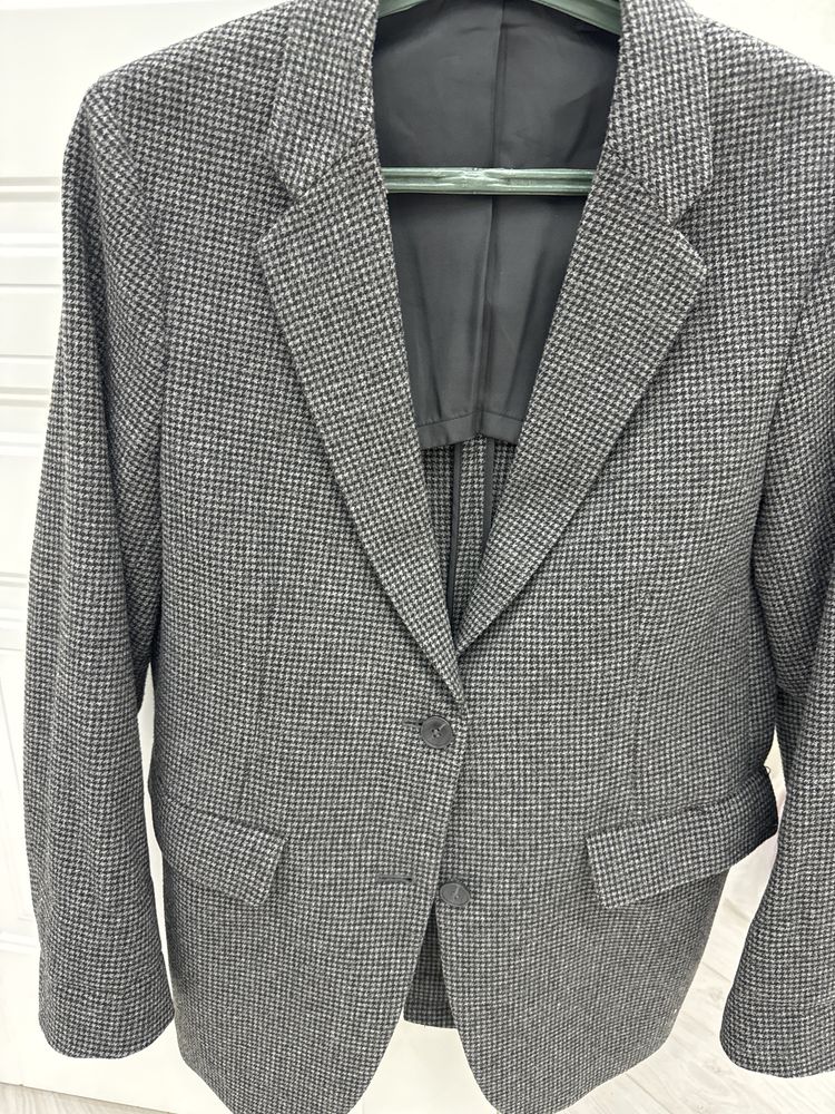 Пиджак женский от uniqlo