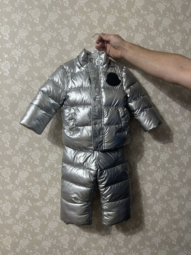 Продам детский зимний комбенизон