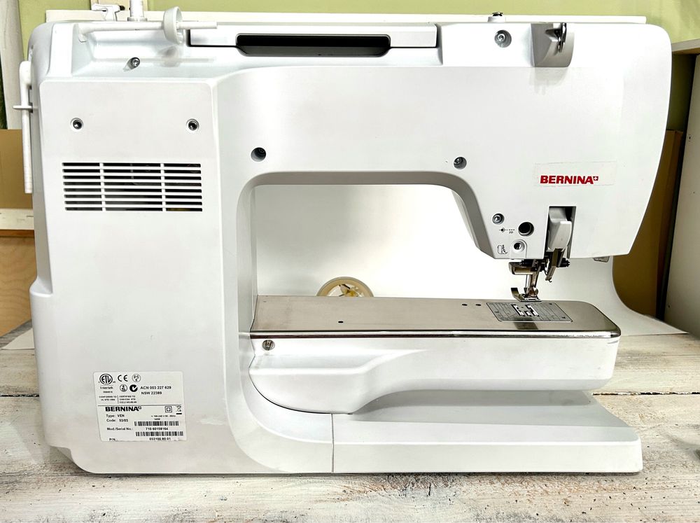 Швейно-вышивальная компьютерная машина Bernina 710