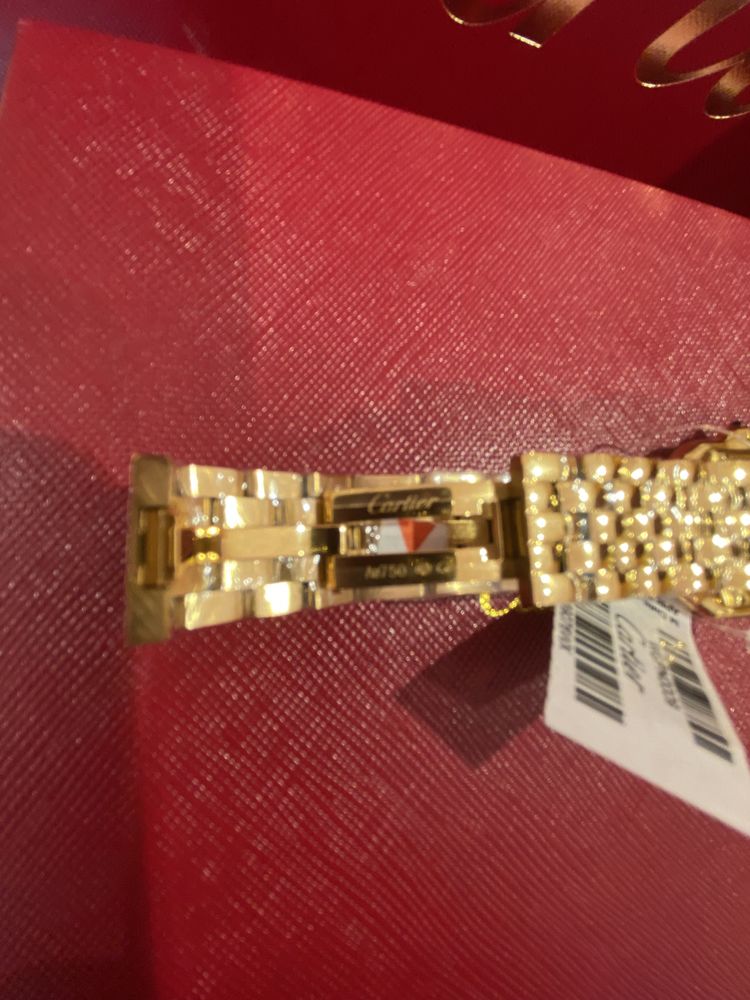 Женские часы Cartier