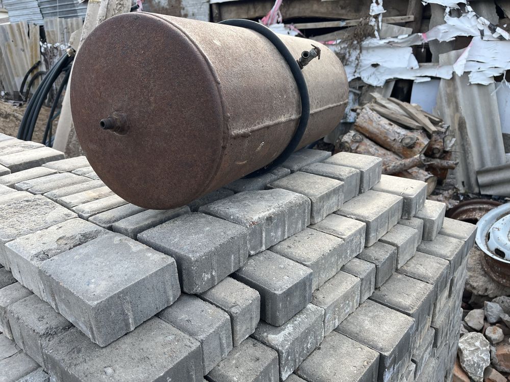 Продам бачок для компрессора