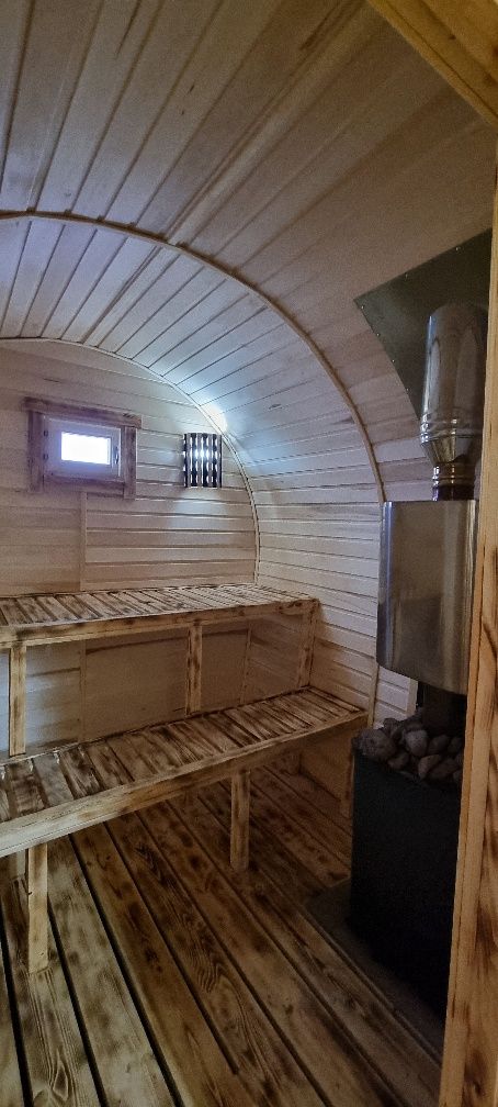 Сдаётся дача с баней зима-лето  на берегу озера