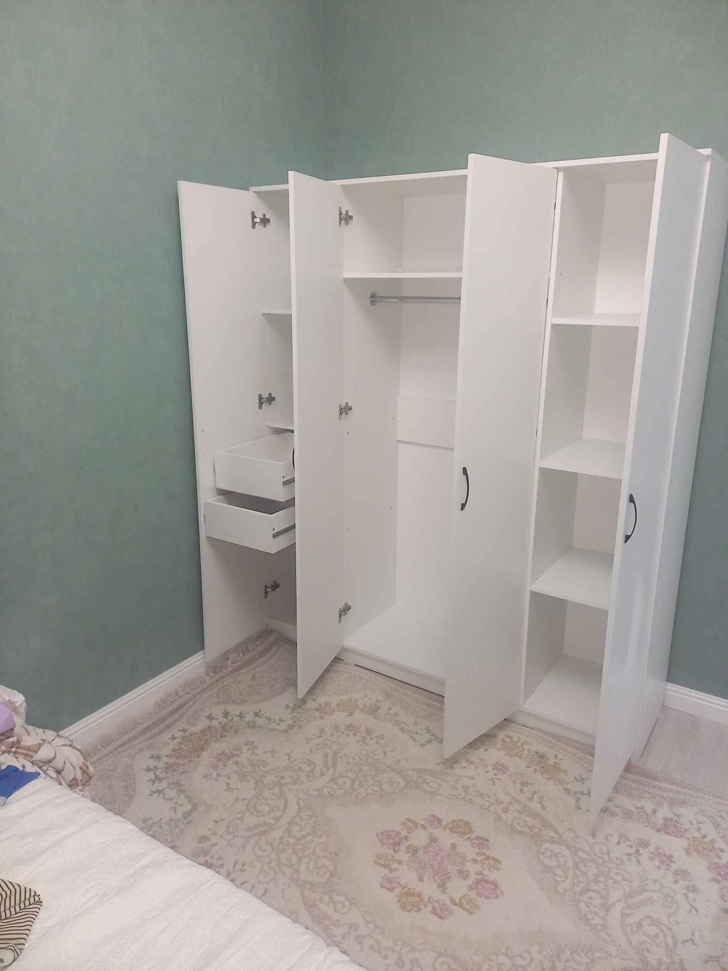 Шкафы новые в наличии и на заказ