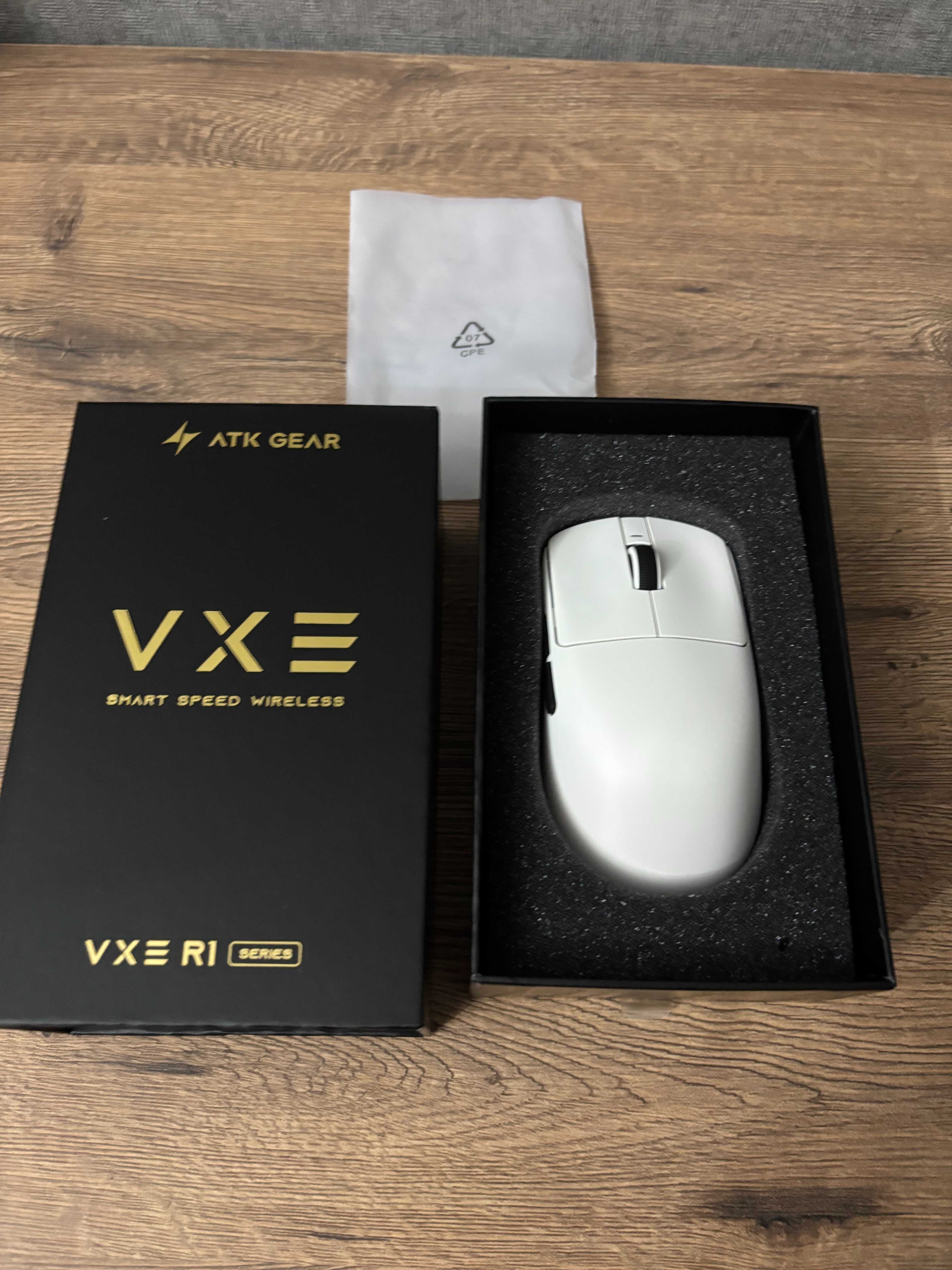 Игровая мышка VXE R1 Pro (беспроводная/проводная)