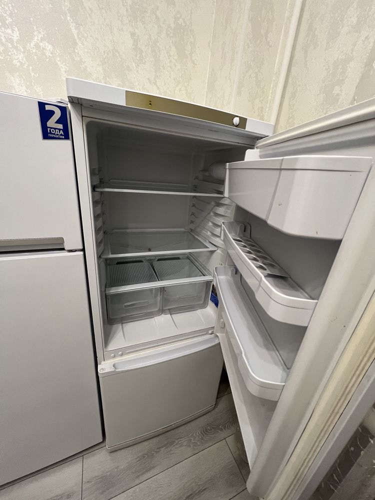 Продам холодильник бу, мотор не работает