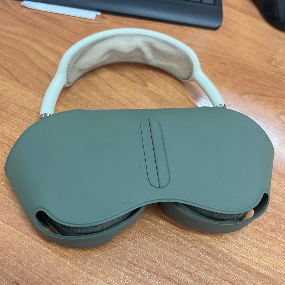 AirPods Max зеленый