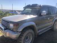 Mitsubishi Pajero 2