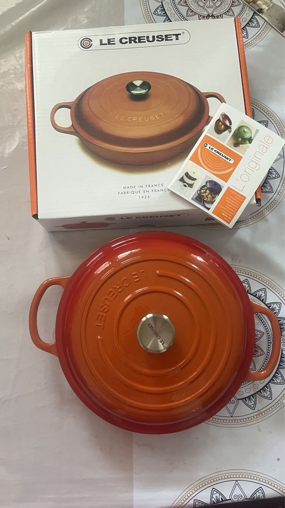 Чугунная сковордка LE CREUSET