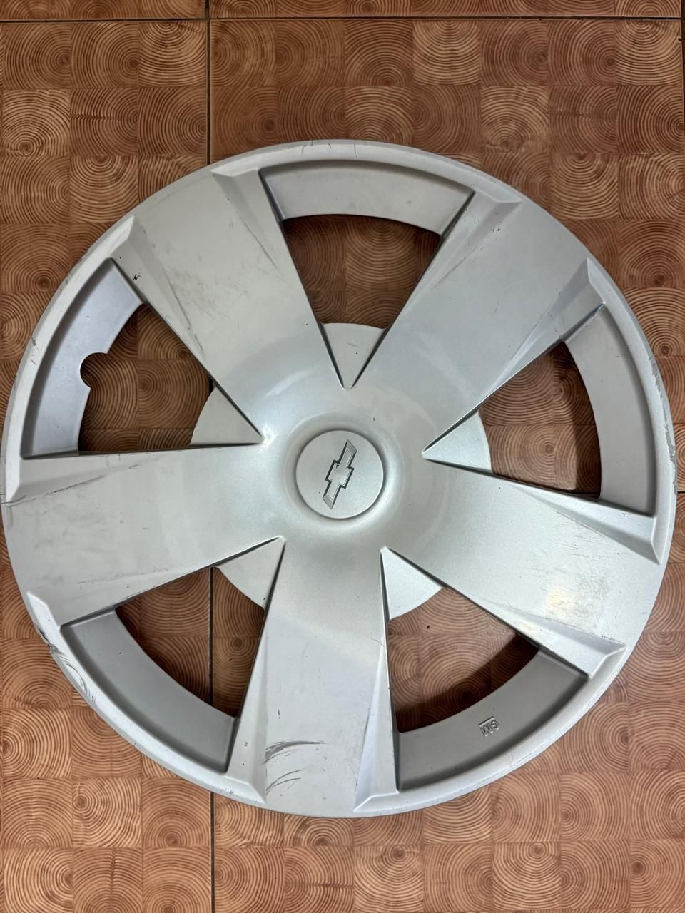 Колпак от фирмы chevrolet (кобальт, авео)