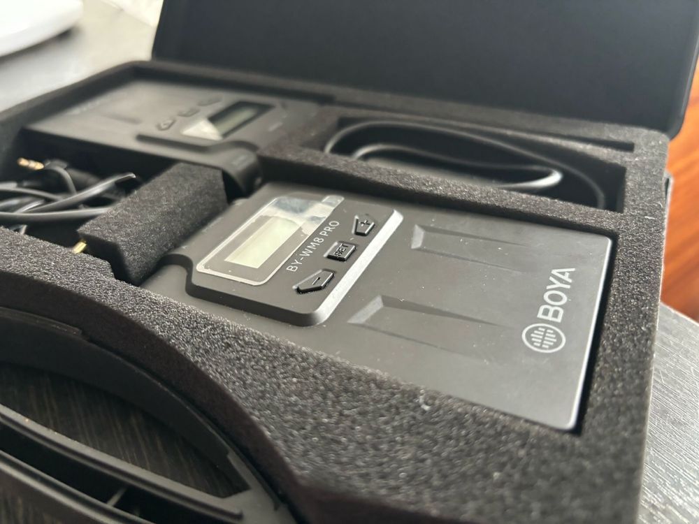 Петлички Boya w8pro