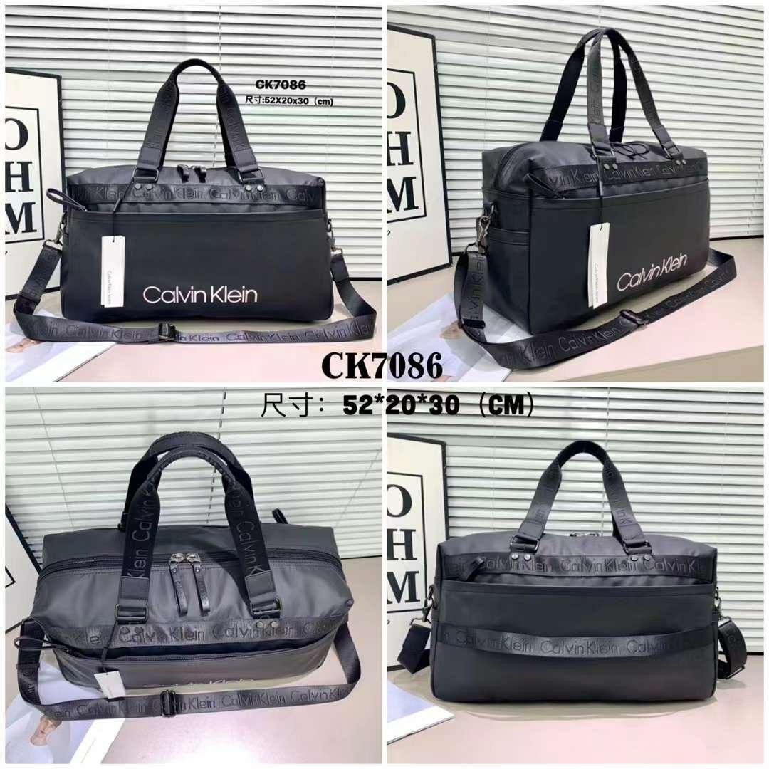 Дорожная спортивная сумка Calvin Klein