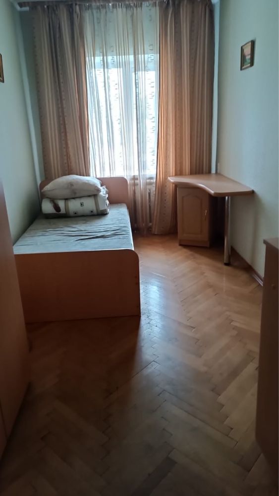 Продается здание гостиницы , кафе, магазин
