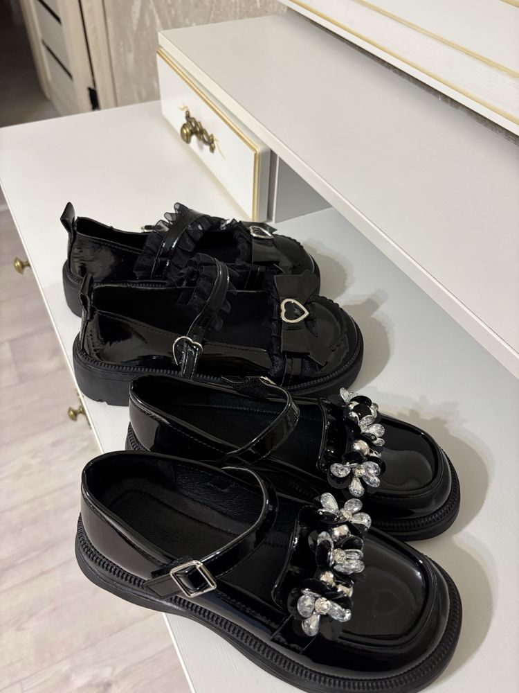 Продам новые туфли 35р