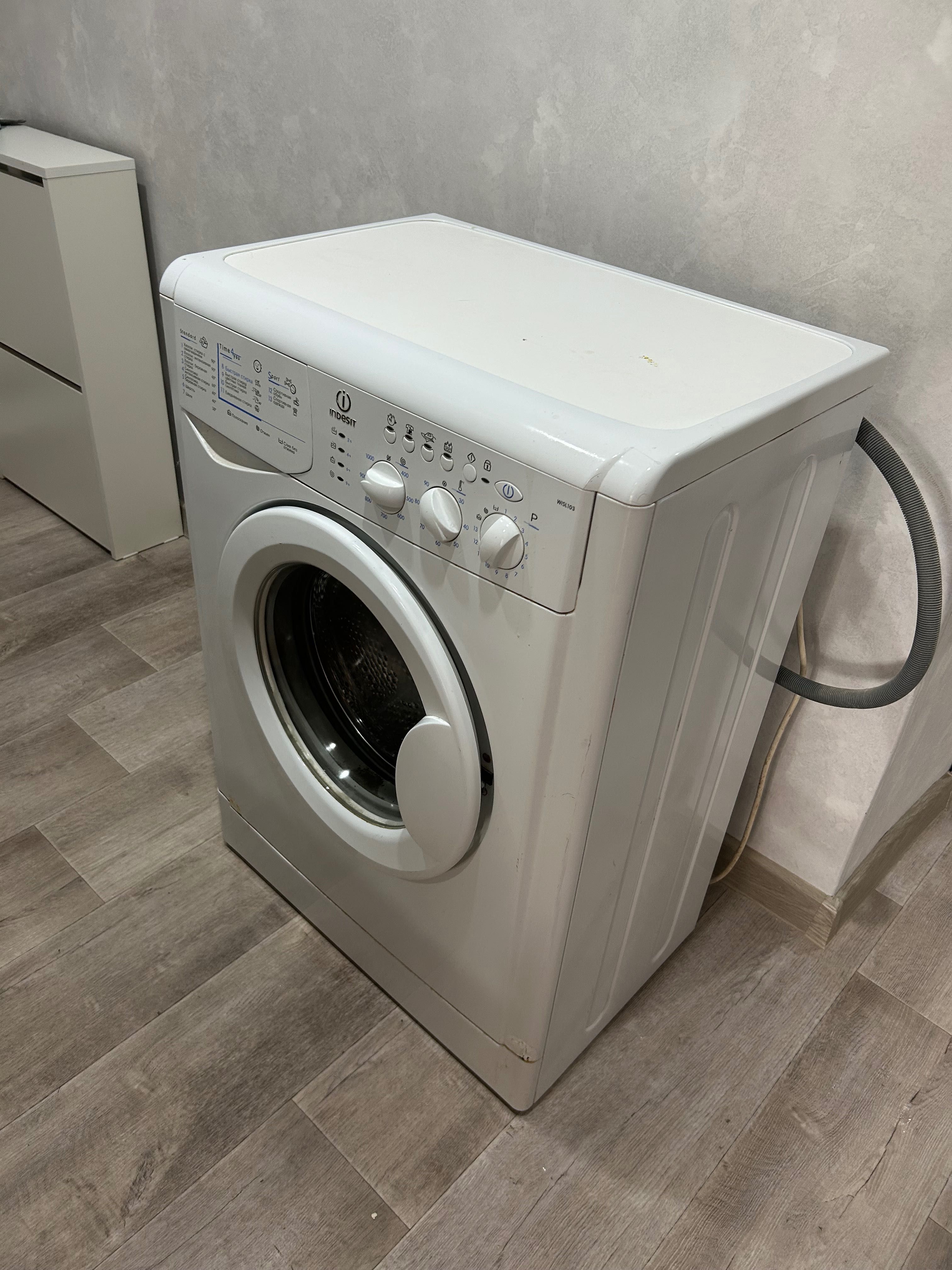 Продам стиральную машинку б/у