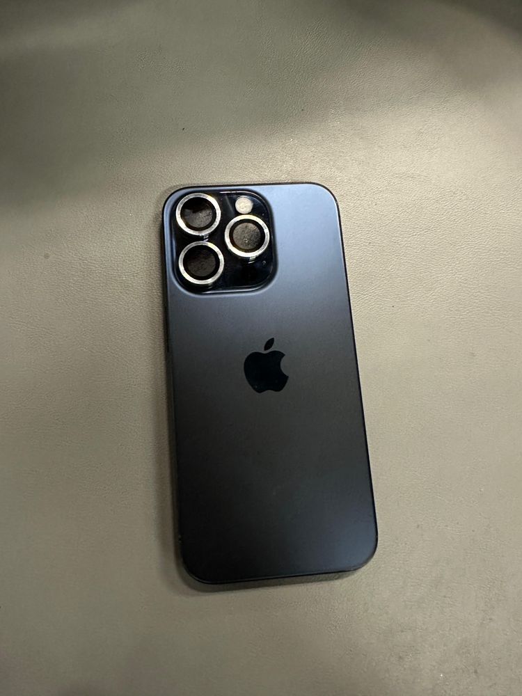 iPhone 15 Pro 256 ГБ Состояние – идеальное