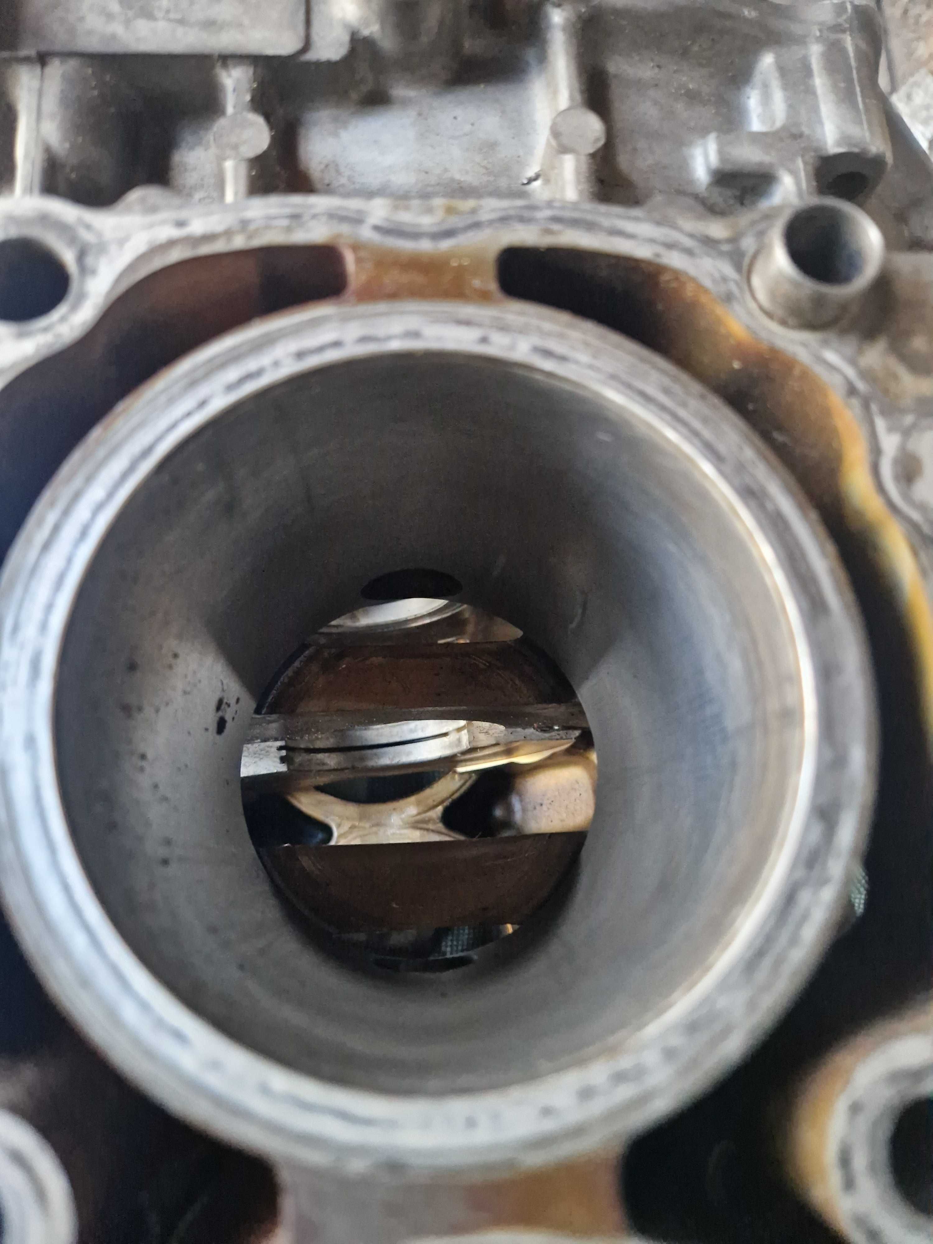 Блок двигателя Субару EJ204