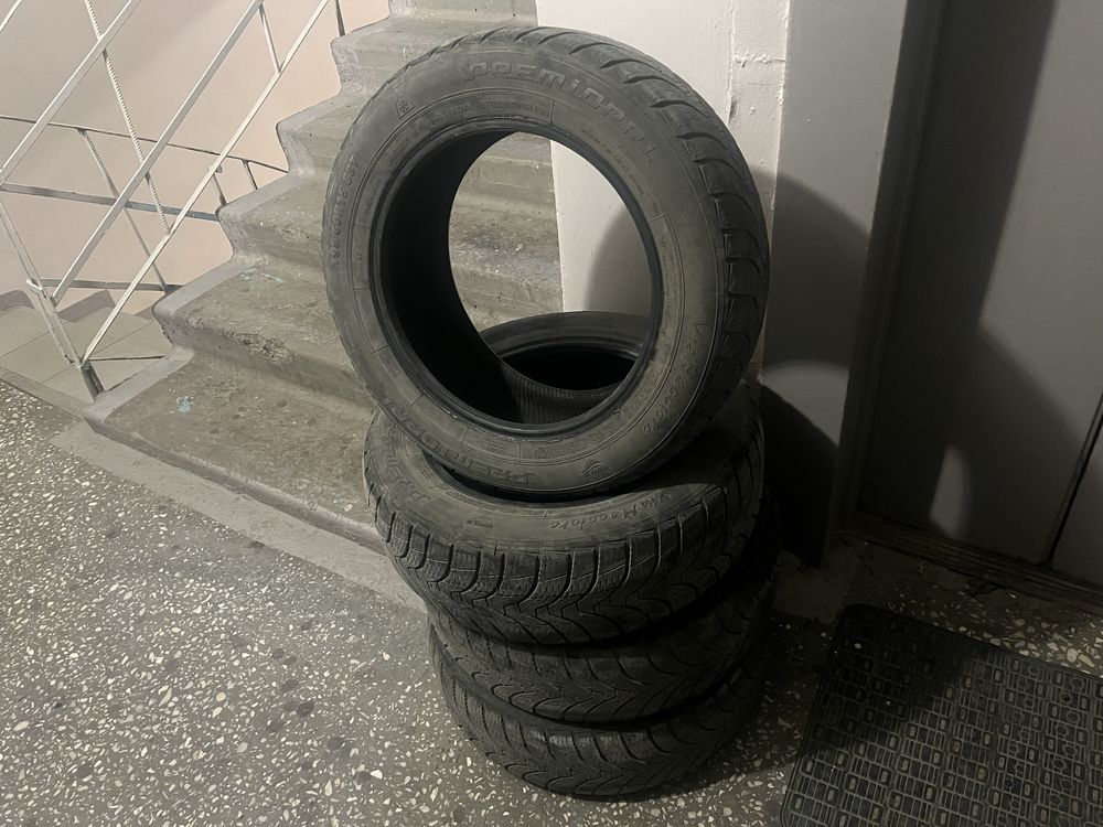 Продам шины зимние